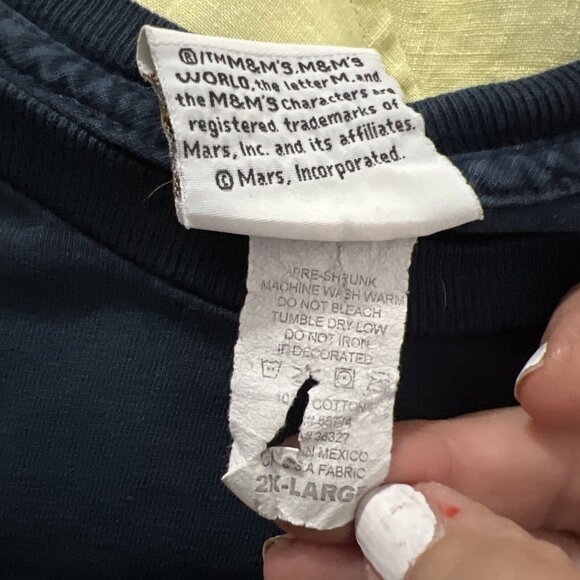 Vintage M&M World T-shirt 1954-1995 Candy 2X RARE - Picture 6 of 7